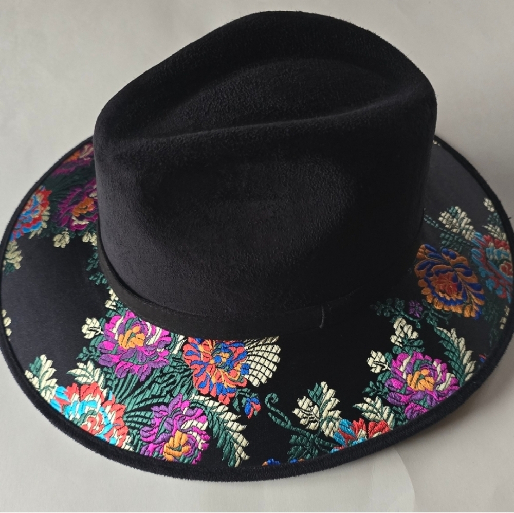 Floral Embroidered Black Hat